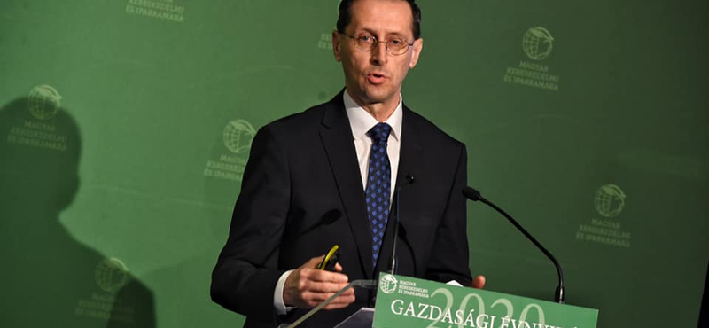 Varga: Akár recesszióba is süllyedhet idén a magyar gazdaság