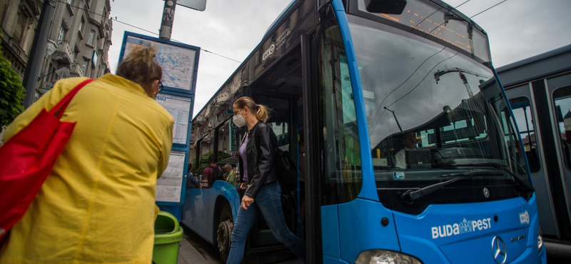 Megszüntetné az elsőajtós felszállást egy BKV-s szakszervezet