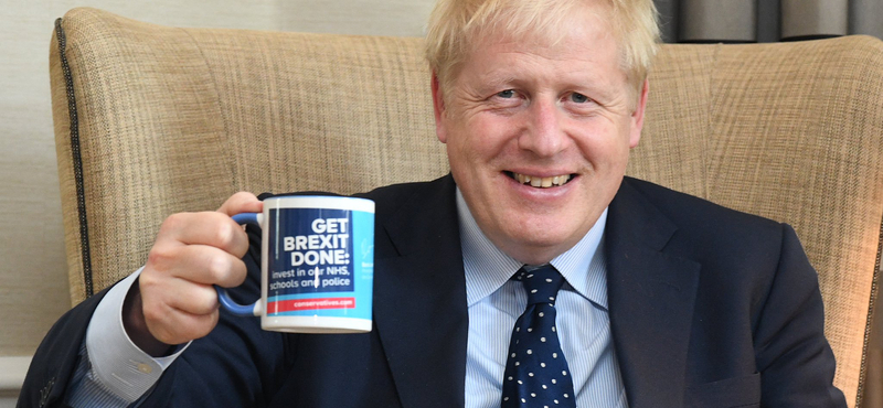 A Brexitet adná Boris Johnson karácsonyra ajándékba a briteknek