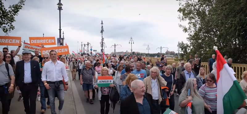 Magyar Péterről, politikai vitákról kérdeztük a Békemenet felvonulóit, és meglepő válaszokat is kaptunk – videó