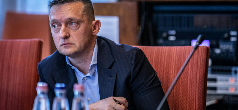 Az éjszakai Magyar Közlönyben írta meg Rogán Antal, hogyan kell a boltoknak hirdetniük az akciókat