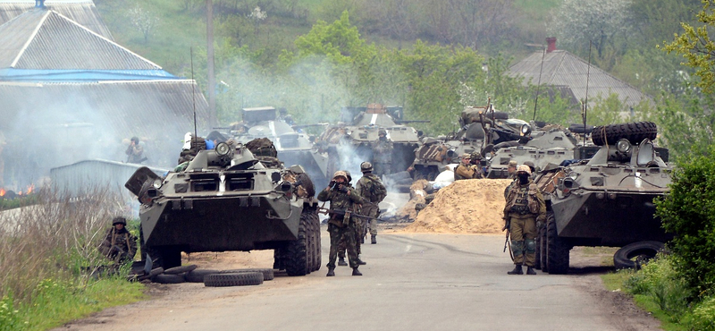 NATO: oroszok lőhetnek az ukránokra Ukrajnában