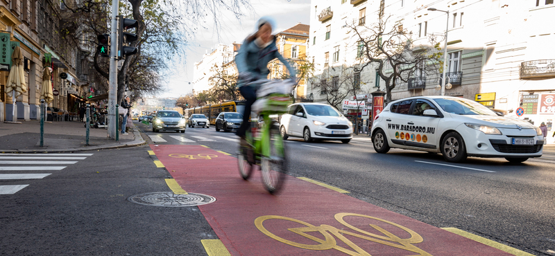 Ezt mindenképpen olvassa el, ha szombat délután autózni akar Budapesten