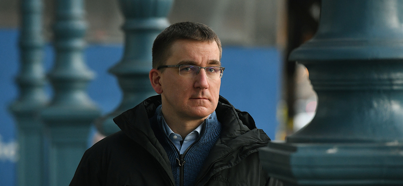 Minden veszteség és egyéb nehézség ellenére az orosz társadalom kitartani látszik a háború mellett