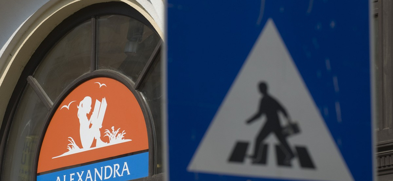 Könyvkiadók: az állam vegye meg az Alexandra tartozásait