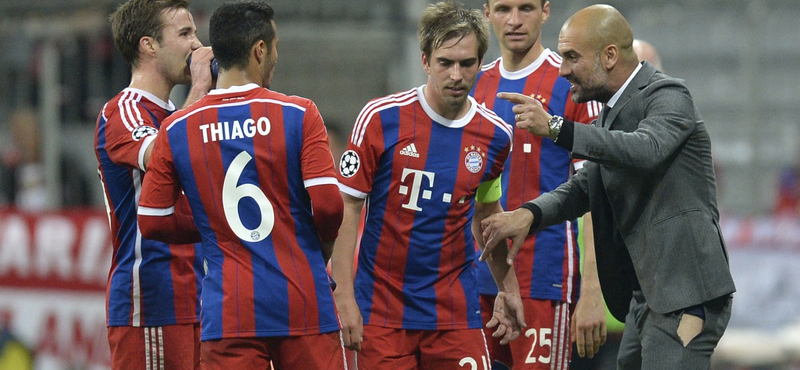 Gatyaszaggató gólt lőtt Lewandowski, de szó szerint – fotó