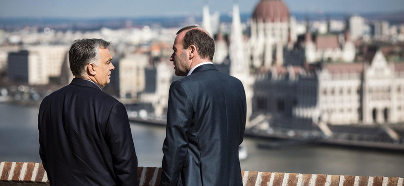 Weber: Nem Orbán határozza meg a jövőt, hanem Merkel és én