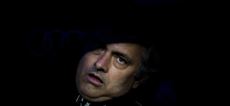 Mourinho: a szerencsén múlott a Barca győzelme