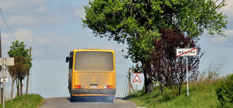 Legyen résen! Ha ennél olcsóbban ajánlanak buszt az iskolának, ne engedjék elfogadni 