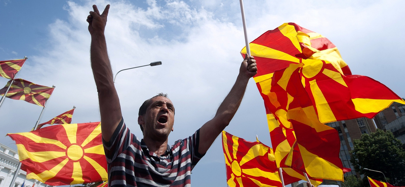 Tizenkét éve nem érkeztek ilyen görög látogatók repülőgéppel Macedóniába