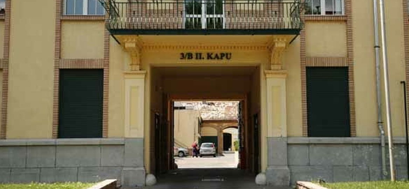 Inkubátorház lesz egy pécsi villából