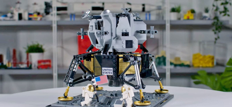 Apollo 11-es szettet adott ki a Lego
