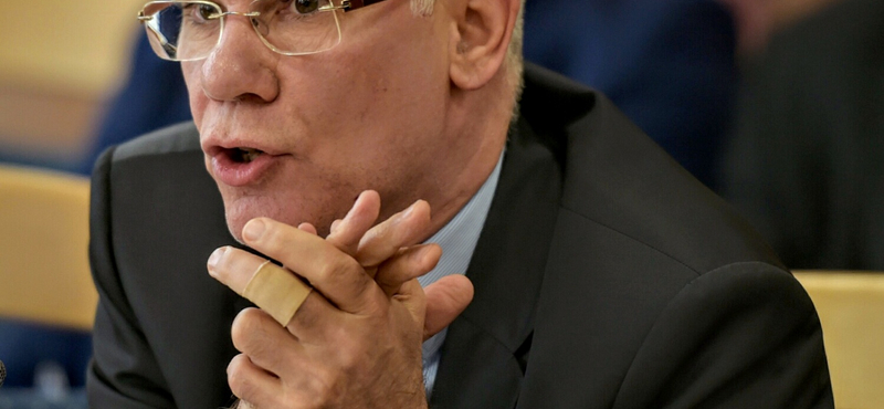 Balog: Sokan segítettek, hogy a feladat ne "mission impossible" legyen