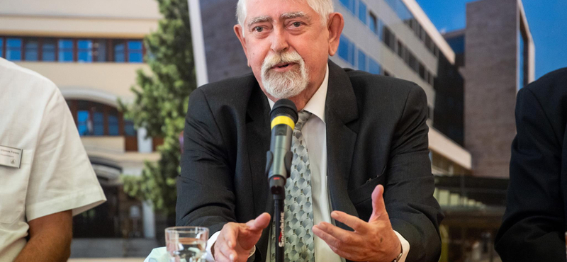 Kásler elmondta, hogy miért nem adnak ki adatokat sejtes immunitásról