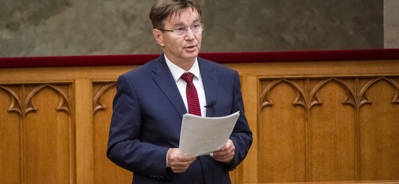 Árulással vádolja a Fidesz képviselője a párt egri frakcióvezetőjét