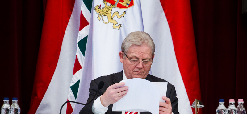 Az első gyomrost a kormány, a másodikat az IMF adhatja a BKV-nak