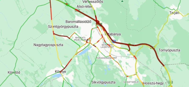 Az M1-es egyik hídjának hajtott egy teherautó, még mindig 10 kilométeres a sor