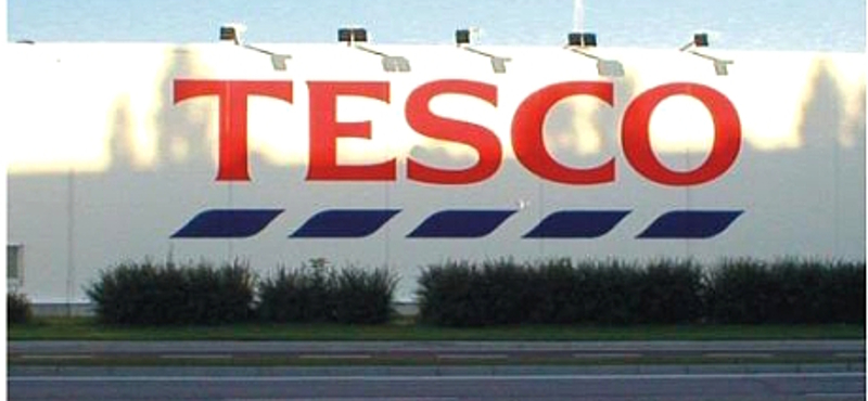 Évente 50 millió tonna élelmiszer megy a kukába, a Tesco inkább eladná