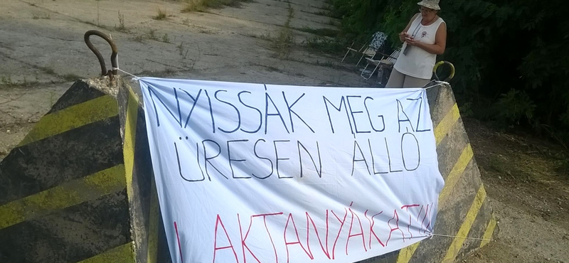 Már tudjuk mennyiért épülnek új menekülttáborok