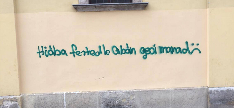 Folytatódik az Orbánról szóló graffitiháború a Blahánál