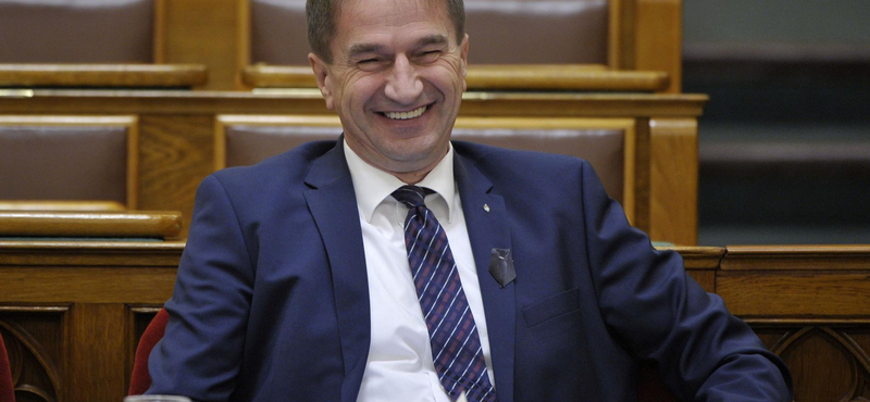 Fideszes reakció Kósa Lajos örökösödési botrányára: Gyurcsány