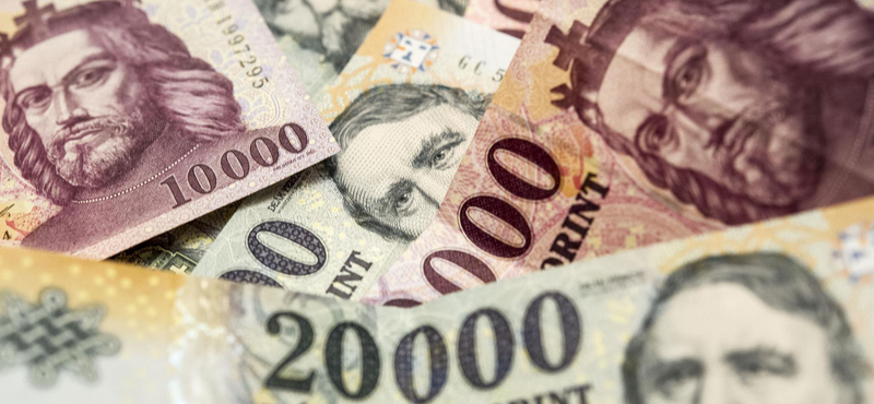 A Fővárosi Önkormányzat és a BKK is elmondja, mennyivel keresnek náluk kevesebbet a nők, mint a férfiak