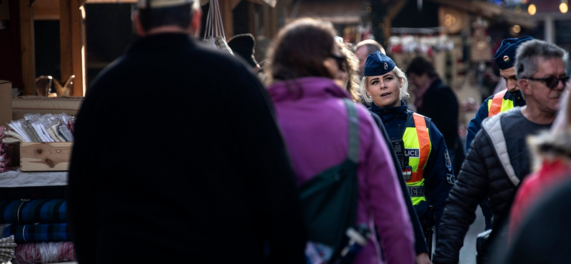 Rekord kiskereskedelmi forgalom várható karácsonykor
