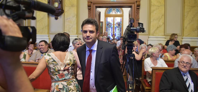 Márki-Zay feleségét is meghallgatták az oltásellenes házaspár perében
