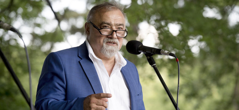 A Horthy-rajongó, zsidózó Takaró Mihályra bízták a NAT hazafiasítását
