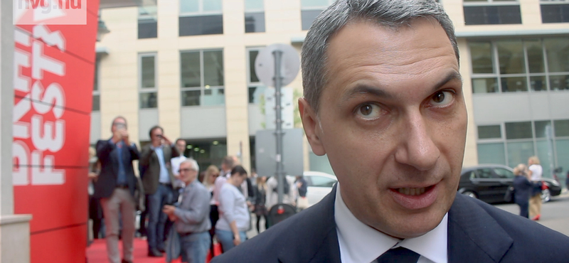 Lázár: Ma reggel közöltem a trafikosokkal, nem mondom, hogy örültek