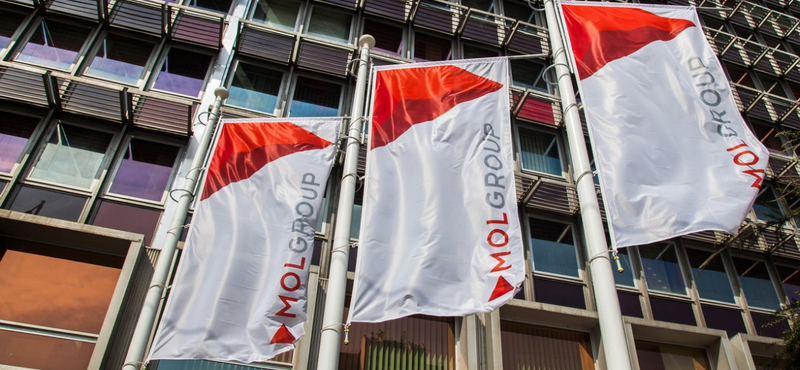 Folyik ez is, mint az olaj: sörrel hozták hírbe a Molt