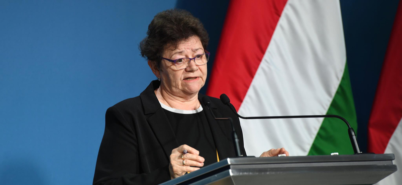 Közérdekű adatigényléssel kellett megszerezni Müller Cecília önéletrajzát