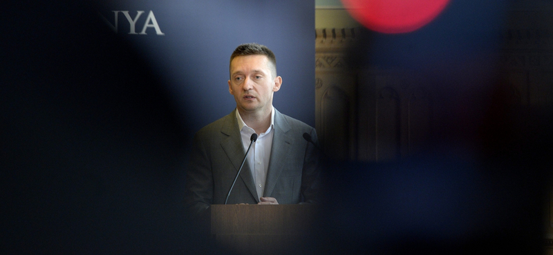 Kíváncsi rá, mennyit keres valójában Rogán Antal?