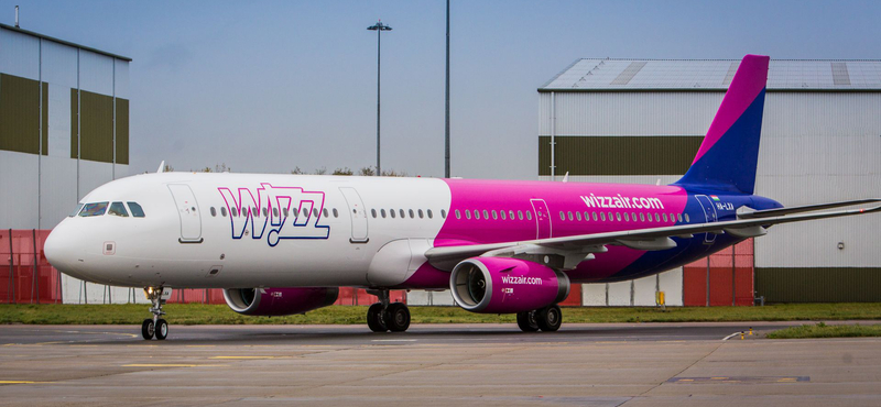 Telex: A sor felénél zárta le a beléptetést a Wizz Air, sok utas lemaradt a gépéről