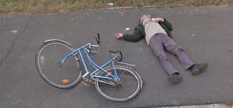 A nap fotói: földön fekvő biciklisek a Google magyar térképén