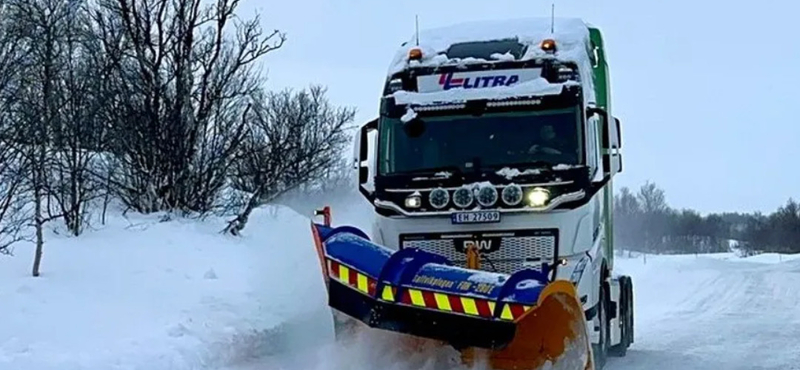 Nem szerény a norvégok első villanyhókotrója: 1000 kWh-s akkumulátora van