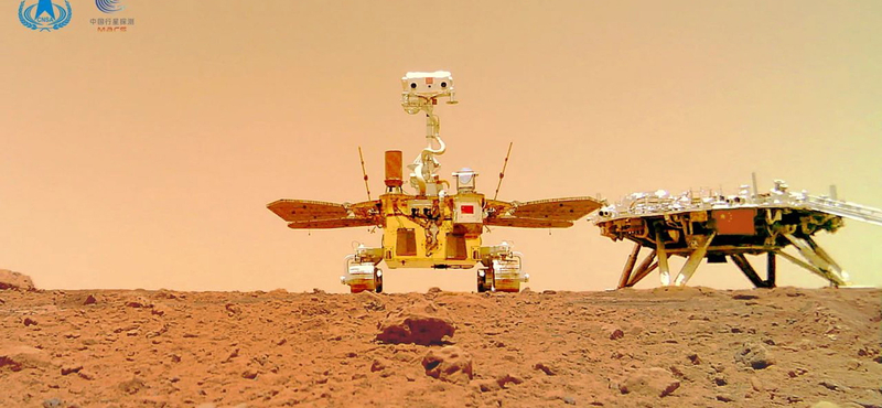 Szelfit küldött a kínai Mars-járó