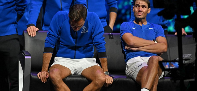 Síró férfiak egymás nyakában – Federer búcsújáról érzelmes videó jelent meg