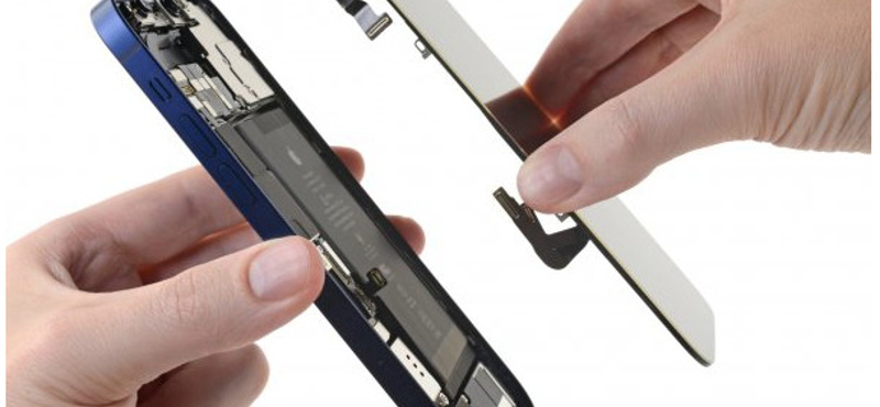 Néhány éven belül még több saját fejlesztésű alkatrész lehet az iPhone-okban
