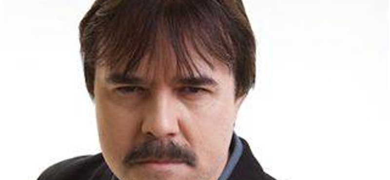 A Hír TV-től is bocsánatot kért bunkó vicce miatt Maksa Zoltán