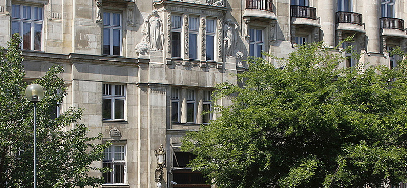 Bulgária is kilép a budapesti székhelyű orosz "kémbankból", csak Magyarország marad az EU-országok közül