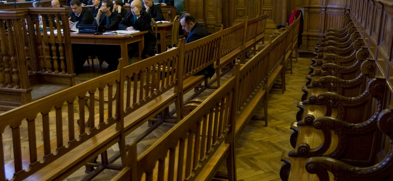 Népszava: több százan léphetnek ki a Magyar Bírói Egyesületből