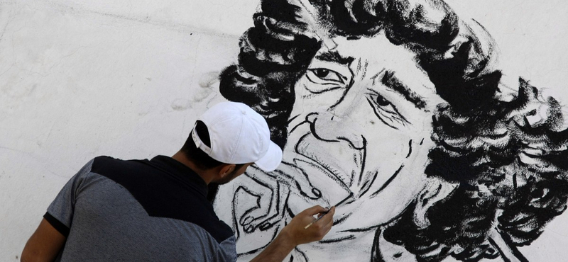Nem érti a NATO Kadhafi híveinek ellenállását
