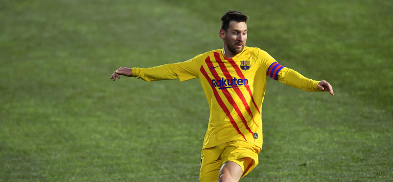 Fizetése felét beáldozza, de marad a Barcelonában Lionel Messi