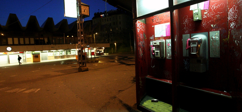 Találkozunk még valaha a Moszkva téri óránál?