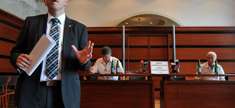 2006. ősz: terrorcselekményről ír a Balsai-jelentés