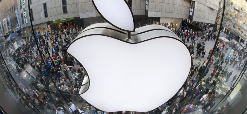 Bevásárolt az Apple-be egy orosz milliárdos
