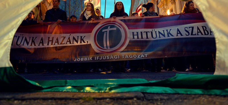 Beállt a Fidesz egy jobbikos javaslat mögé