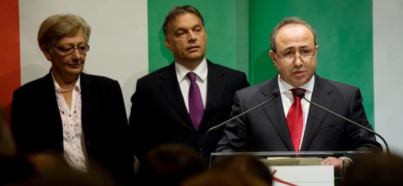Orbán barátjától, Zaid Naffától bérelt villát a külügy