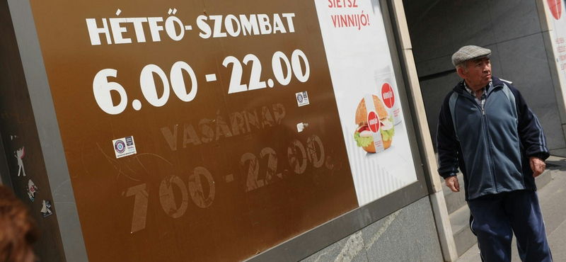 A nyári főszezonban se lehetnek vasárnap nyitva a boltok a Balatonnál